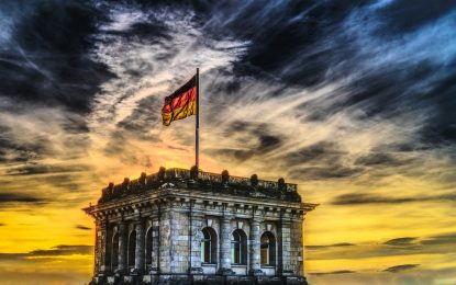 Germania: hacker pubblica dati personali di centinaia di politici e VIP