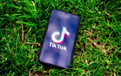 TikTok traccia anche chi non usa l’app
