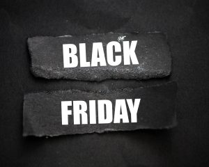 Black Friday ghiotto per il cybercrimine: in vendita 30 milioni di dati di utenti italiani