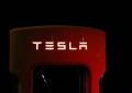 Synacktiv hackera una Tesla e conquista la prima giornata di Pwn2Own