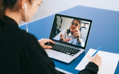 Proteggersi dai deepfake usando tecniche di riconoscimento facciale
